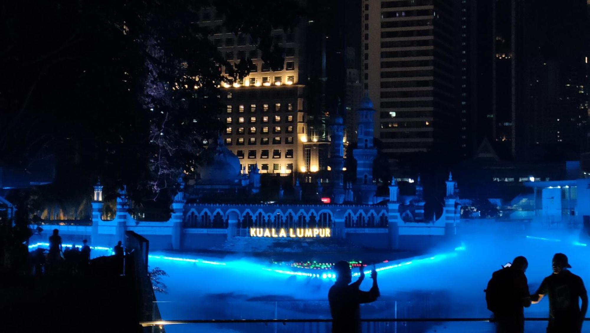 Sky Suites Klcc Homestay By Birdy Stay Kuala Lumpur Exterior foto